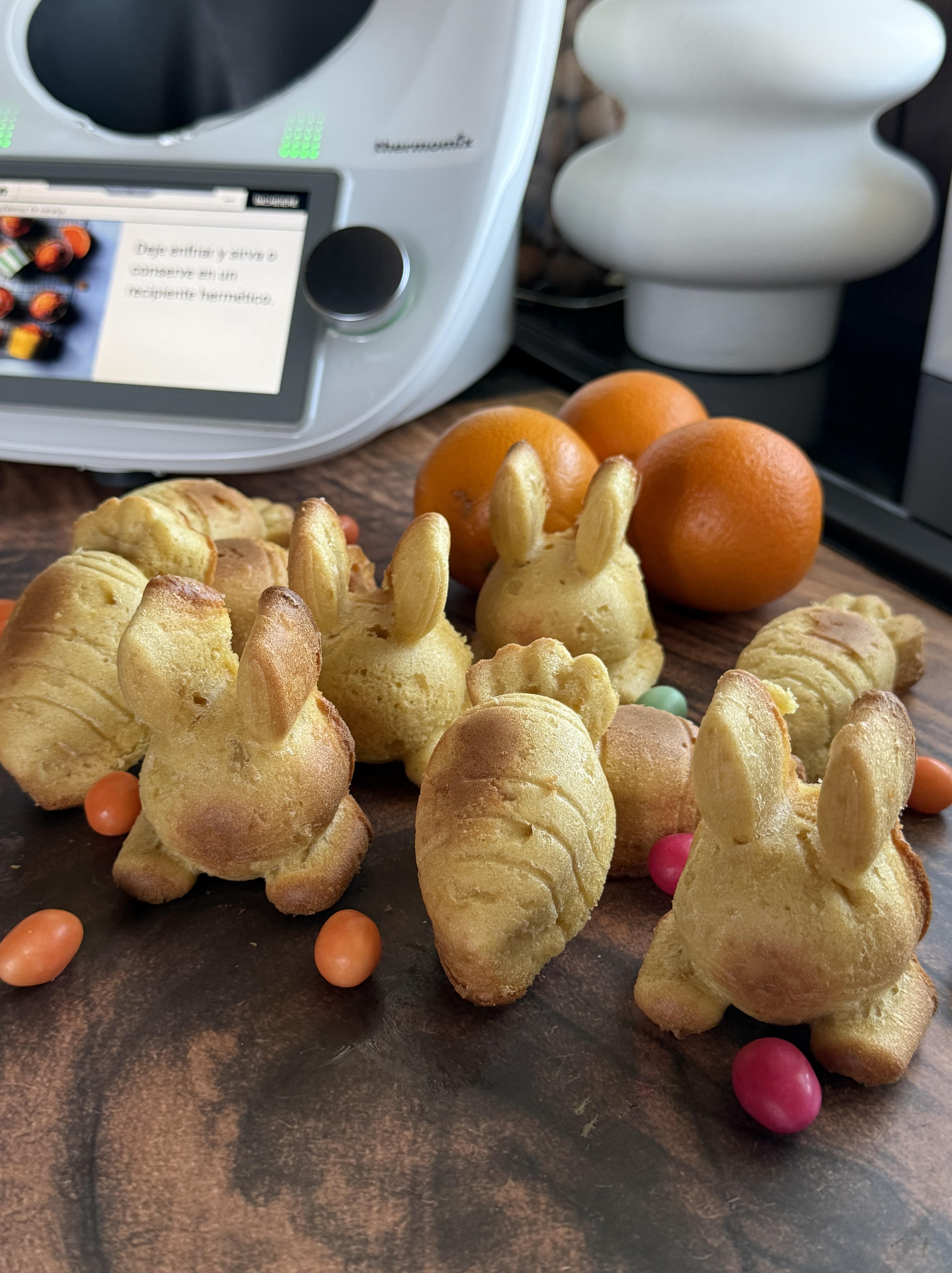 Brioșe cu portocală