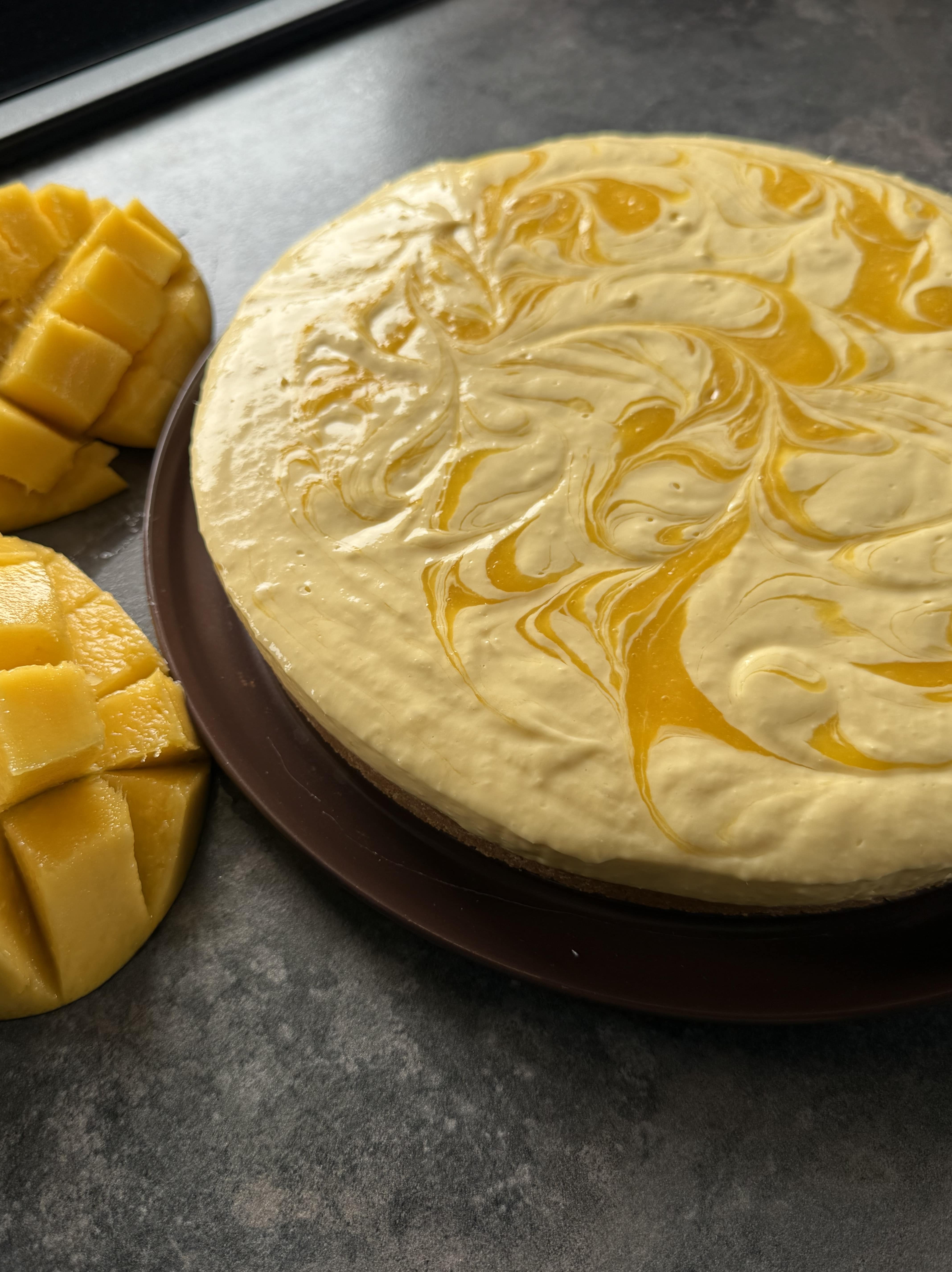 Mango cheesecake
