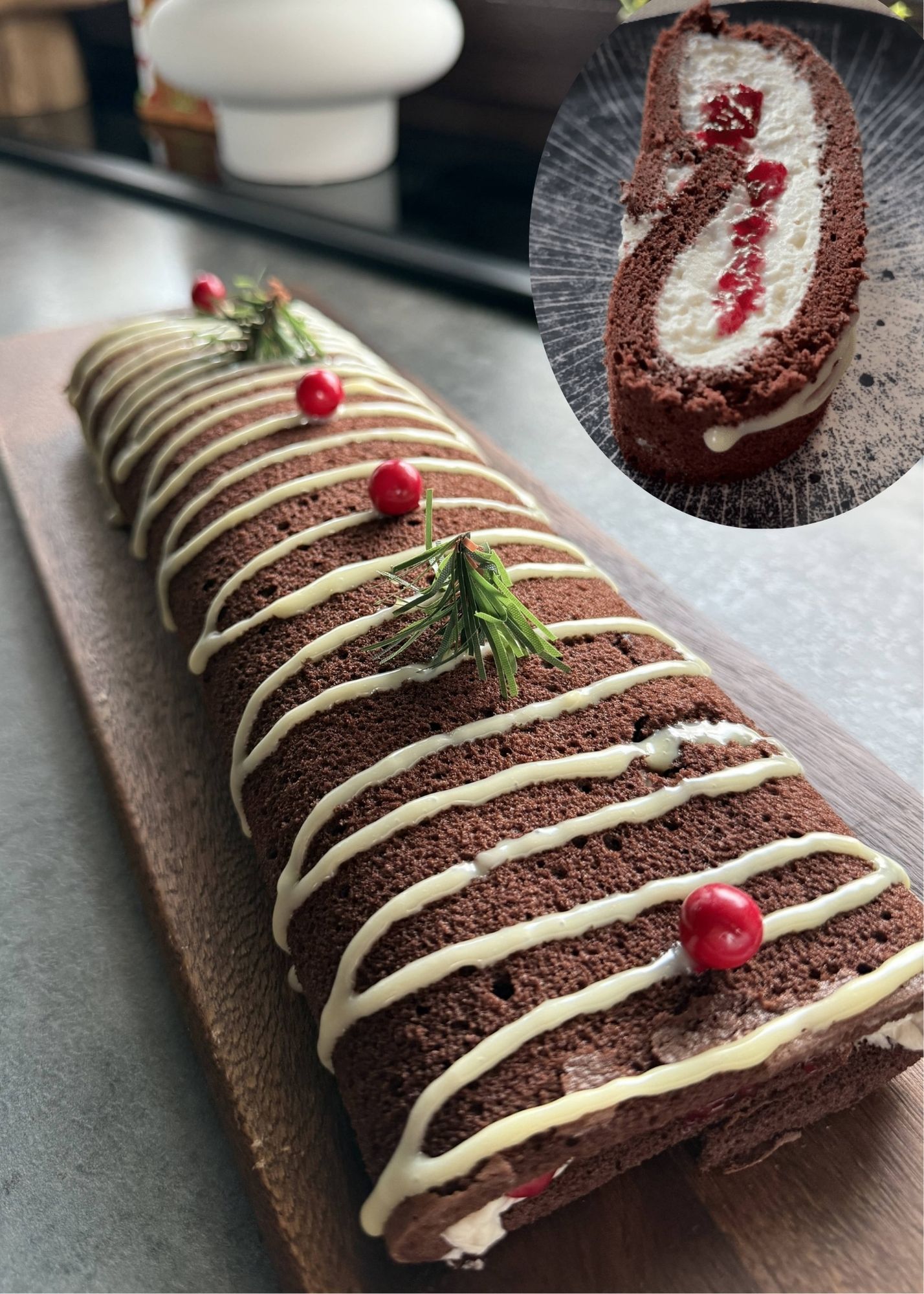 Ruladă cu mascarpone și dulceață de zmeură