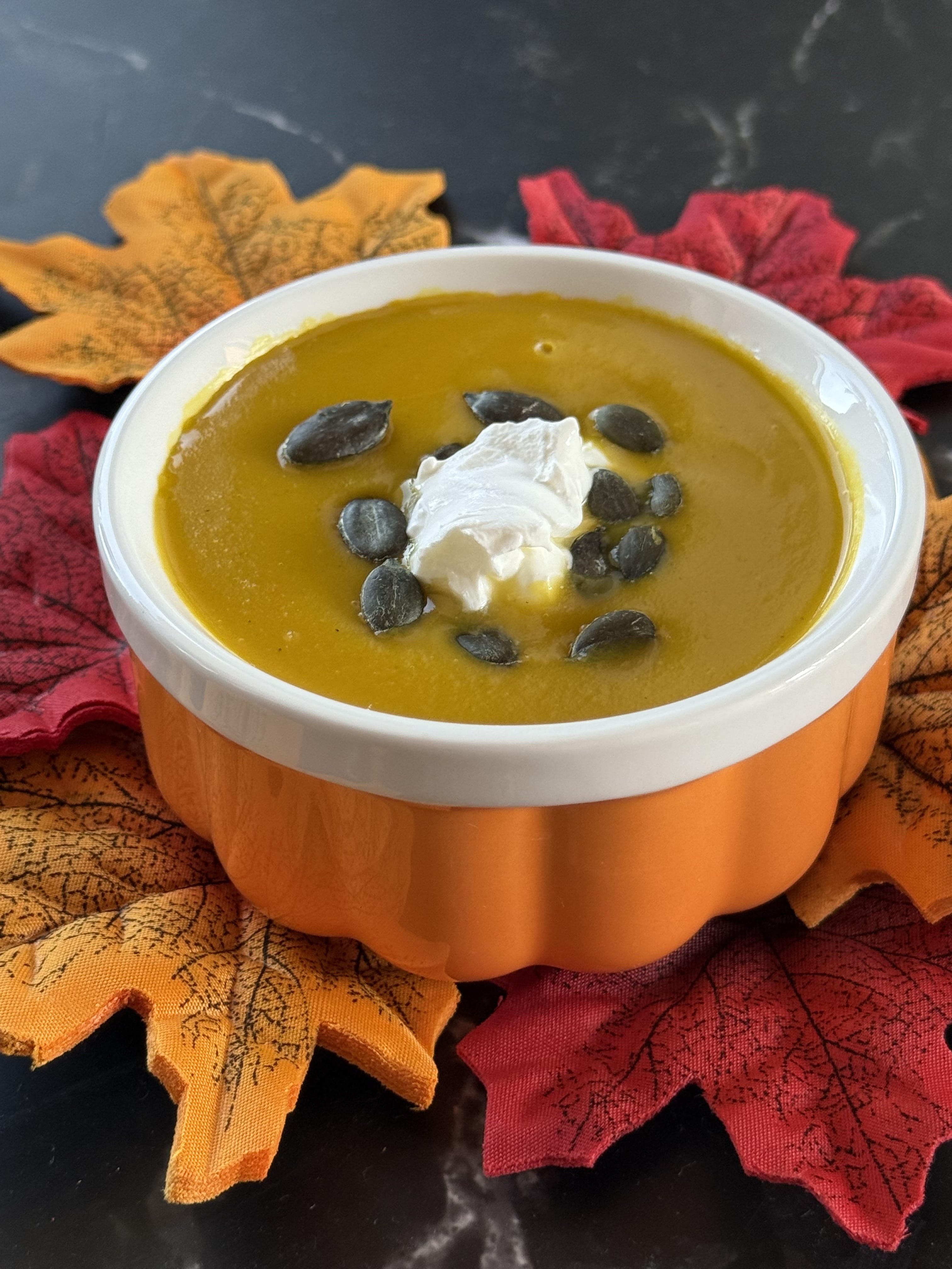 Supă cremă de dovleac plăcintar cu curry